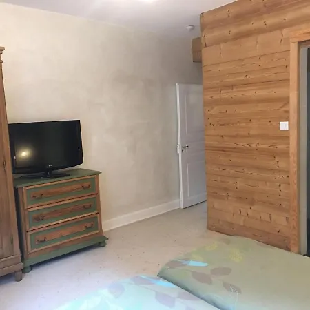 Les Hirondelles 6 Pers Apartment *