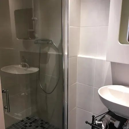 Les Hirondelles 6 Pers *